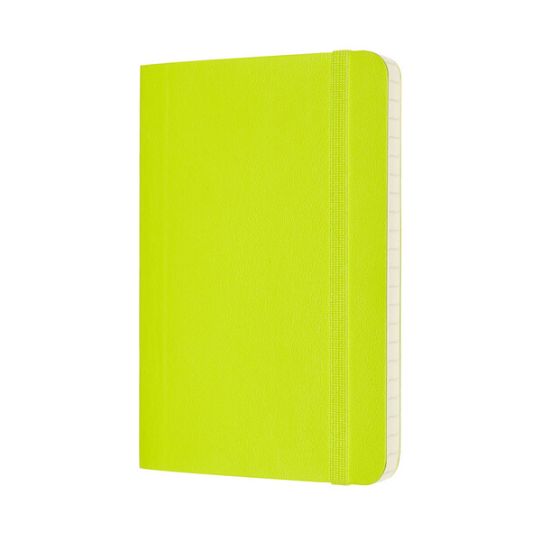 Блокнот MOLESKINE примерно формата A6.